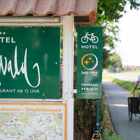Hotel Am Wald B&B Michendorf Buitenkant foto
