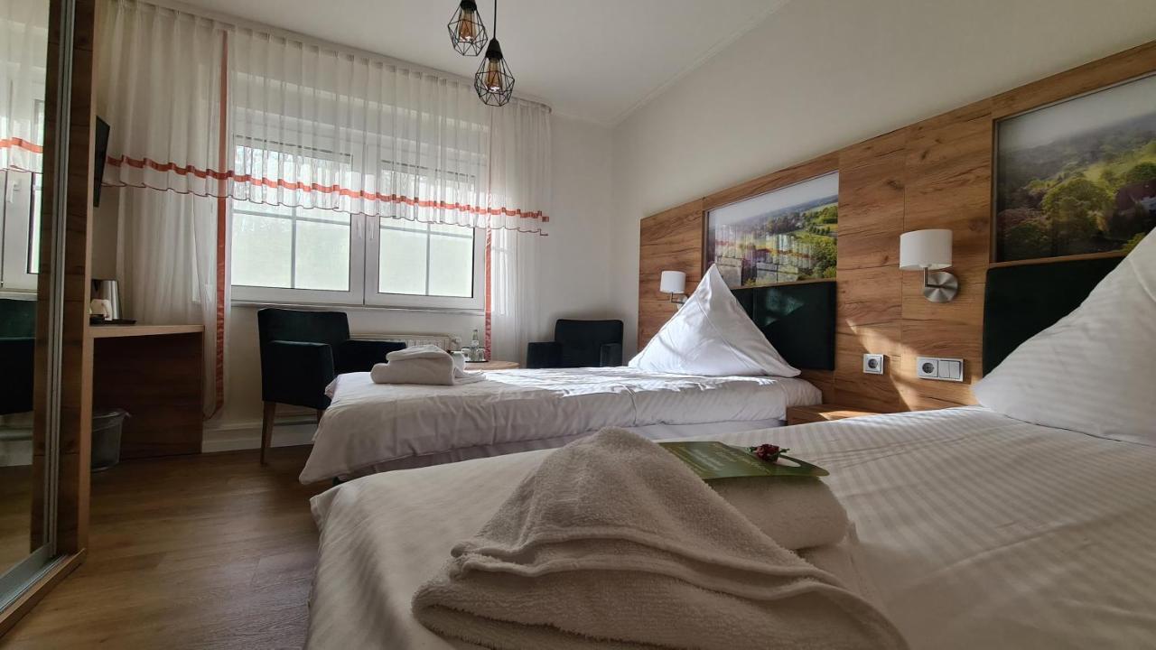 Hotel Am Wald B&B Michendorf Buitenkant foto