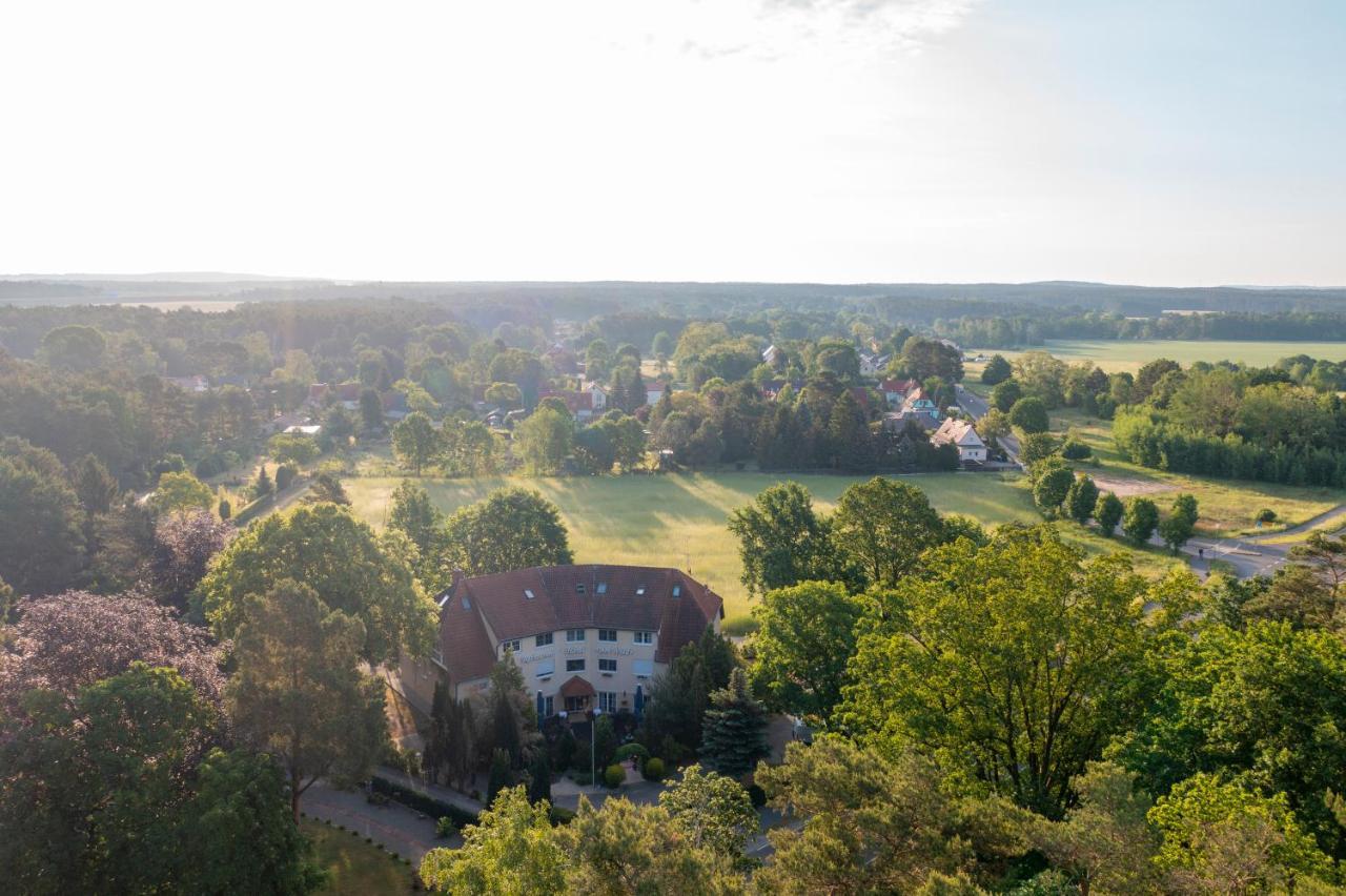 Hotel Am Wald B&B Michendorf Buitenkant foto